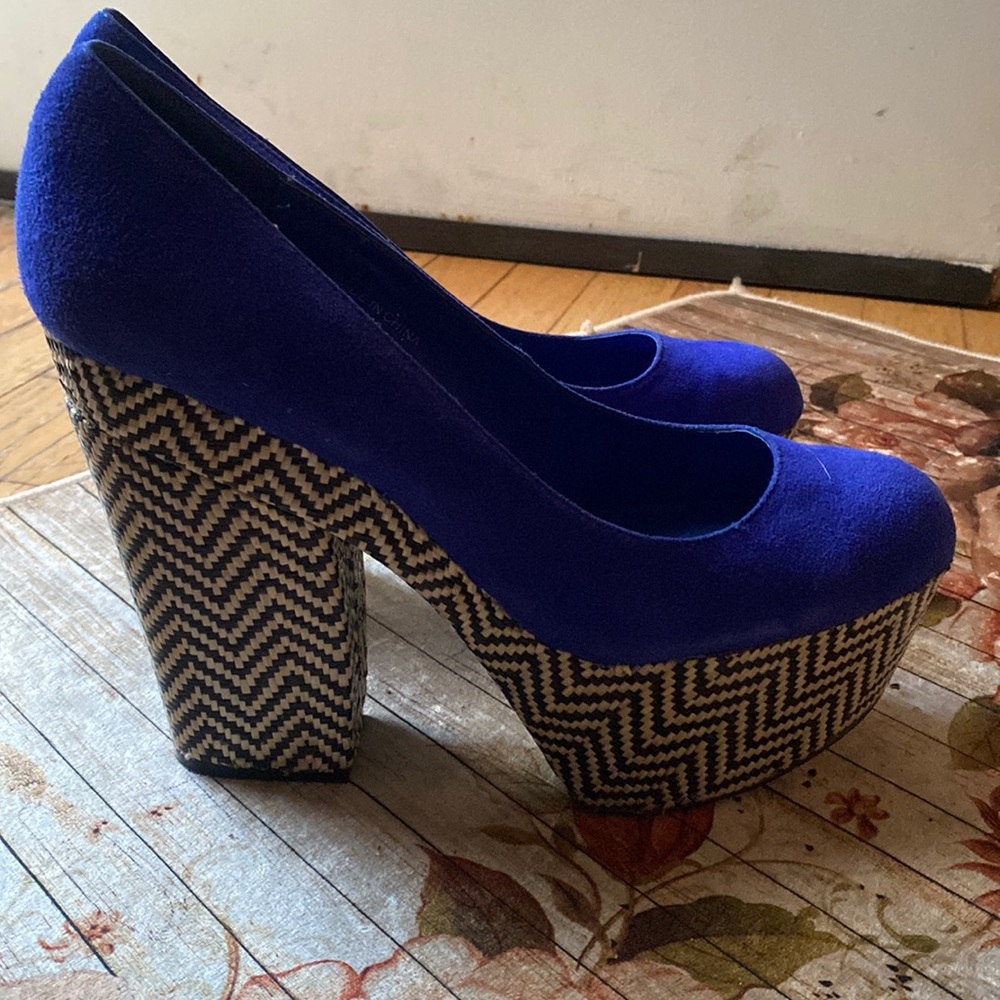 Blue platform heels